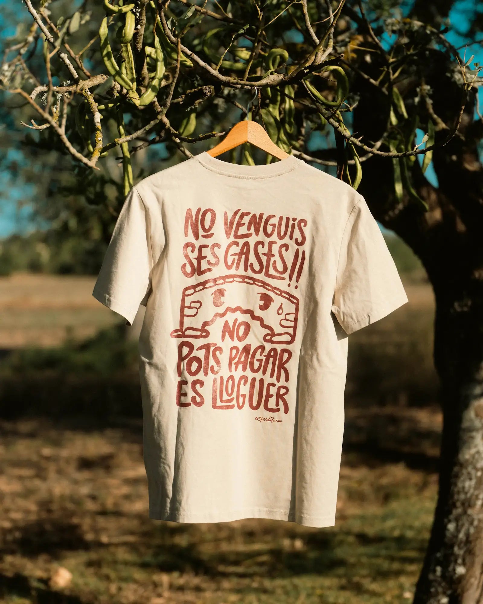Camiseta “Què hem de fer”